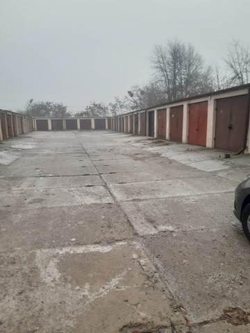 Garaż do wynajęcia w Koninie
