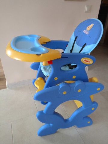 Sprzedam stoliczek do karmienia dziecka