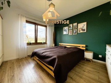 Parterowy dom w wysokim standardzie na przedmieściach Konina