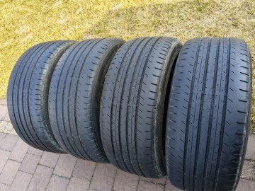 Opony letnie DUNLOP 225/45 R 17, 4 szt. kpl.
