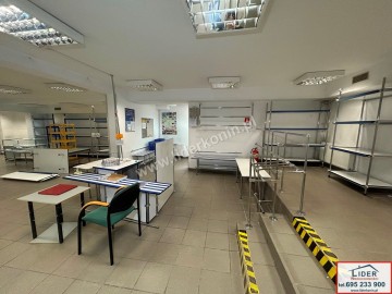 Lokal użytkowy 149,5 m&sup2;| Ścisłe Centrum | Al. 1 Maja