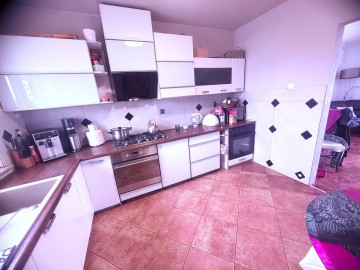 Jedyna taka oferta!! Dwa domy z 40ar  działką za 450000zł!!!