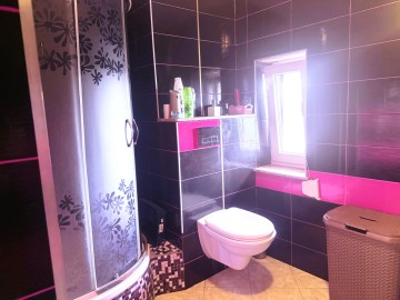 Jedyna taka oferta!! Dwa domy z 40ar  działką za 450000zł!!!