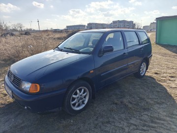 Volkswagen Polo Variant 1.4 benzyna | 147 tys km |