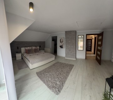 Duży dom w spokojnej okolicy w Koninie