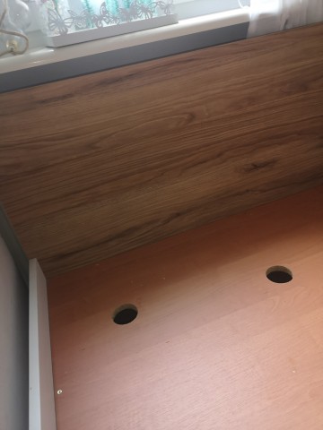 Ł&oacute;żko sypialniane