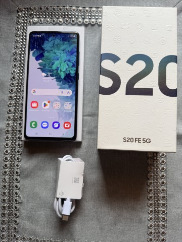 Samsung Galaxy S20 FE 5G (Snapdragon) &ndash; stan idealny!