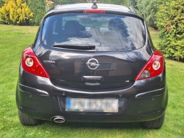 Opel Corsa D 2011
