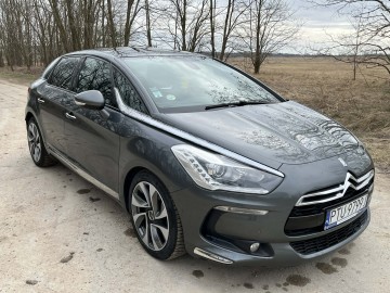 sprzedam Citroena DS5