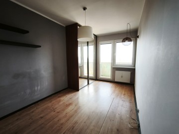 Mieszkanie 2-pok, duży balkon, bdb lokalizacja, os. Zatorze