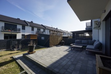 Mieszkanie BEZCZYNSZOWE z ogr&oacute;dkiem Międzylesie