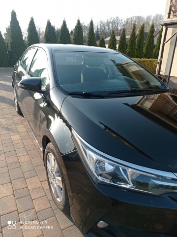 Sprzedam Toyotę Corollę