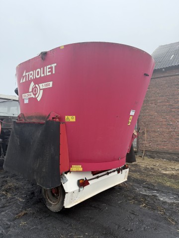 Paszow&oacute;z Trioliet 10