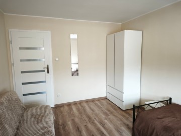 Wynajmę umeblowany dom w Ślesinie-blisko jeziora-po remoncie