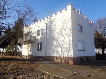 WYNAJMĘ DOM &ndash; OBRZEŻA ŚLESINA