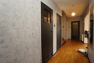 Na sprzedaż przestronny dom z dużym potencjałem - Nowy Dw&oacute;r