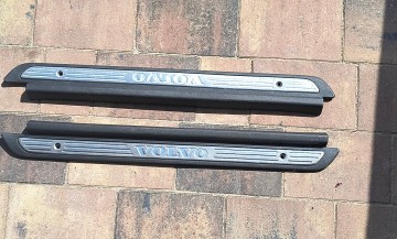 Sprzedam listowy progowe Volvo