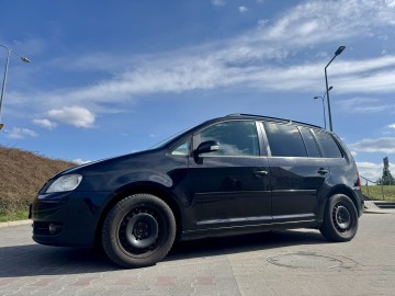 sprzedam Volkswagen Touran 1.9 TDI