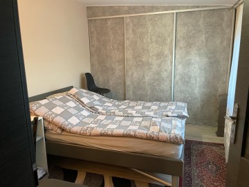 nieruchomość w Turku z 2 budynkami 40 i 100 metr&oacute;w