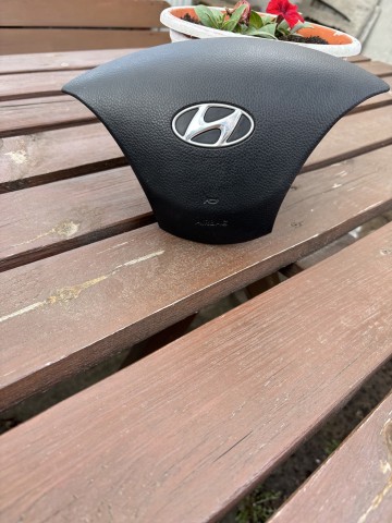 Sprzedam poduszkę powietrzną kierownicy Hyundai i30