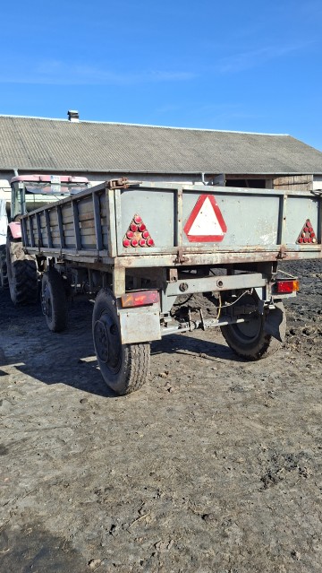 Przyczepa rolnicza d-35 wywrotka