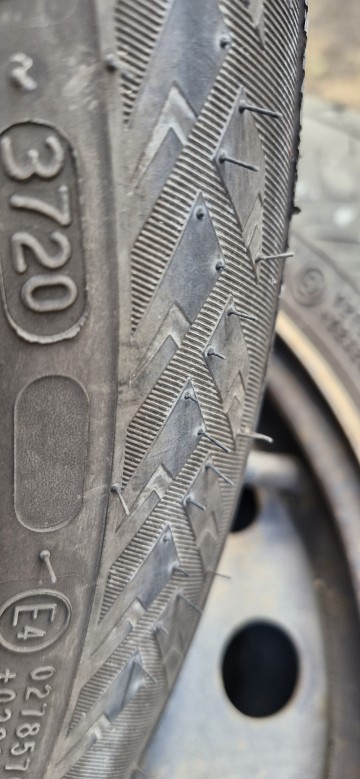 Felgi+ opony zimowe nokian