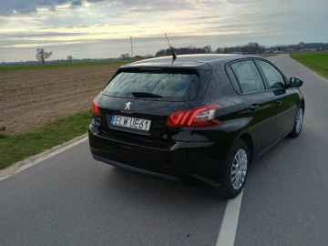 Peugeot 308 z oszczędnym i niezawodnym silnikiem 1,6hdi FV