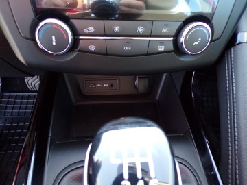 RENAULT KADJAR 1.3 BENZ 140 KM PRZEB TYLKO 24.000