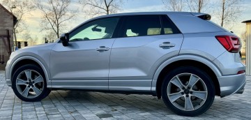 Sprzedam zadbaną Audi Q2!