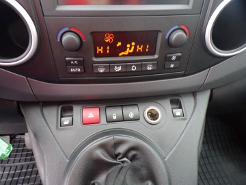 CITROEN BERLINGO 1.6 HDI NAVI KAMERA LED KLIMATRONIC