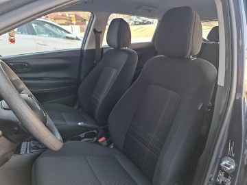 Sprzedam Hyundai i20 PURE