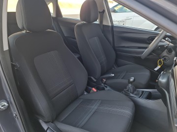 Sprzedam Hyundai i20 PURE