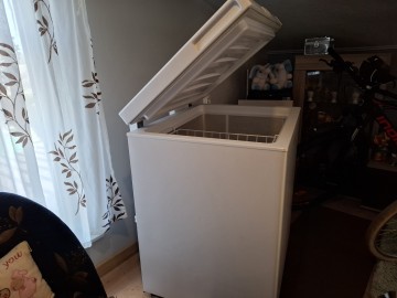 Sprzedam Zamrażarkę