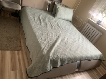 Ł&oacute;żko 160x200