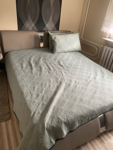 Ł&oacute;żko 160x200