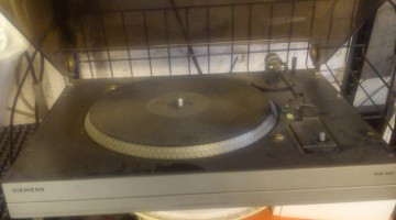 Gramofon  Siemens do zestawu wieża lub "kombajnu"