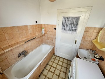 Sprzedam mieszkanie: 3 pokoje | 75 m² | centrum Konina
