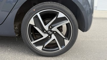 Hyundai i10 1.0 benzyna rok 2021 bogate wyposażenie