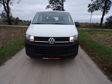 VOLKSWAGEN T6 9-OSOBOWY AUTOMAT