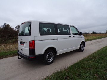 VOLKSWAGEN T6 9-OSOBOWY AUTOMAT