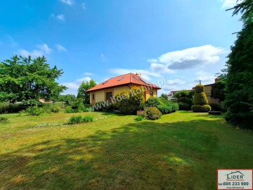 Dom wolnostojący 145 m² z zagospodarowanym ogrodem i dużą dz