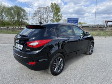 Hyundai ix35 1.6 BENZYNA Klimatronik Nawigacja Ledy Kamera
