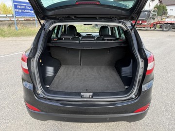 Hyundai ix35 1.6 BENZYNA Klimatronik Nawigacja Ledy Kamera