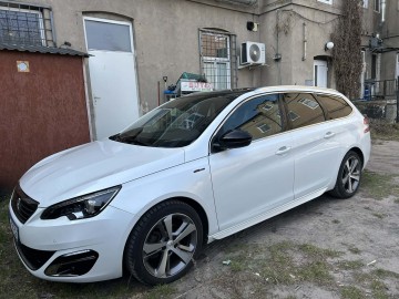 PEUGEOT 308 1,2 BENZ GT LINE