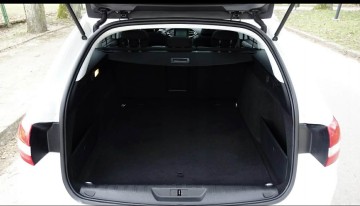 PEUGEOT 308 1,2 BENZ GT LINE