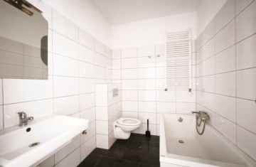 Wynajmę 3-pok. mieszkanie z balkonem, umeblowane, I piętro
