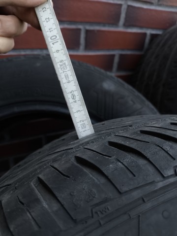 4 x opona letnia 225/55 r16 99y