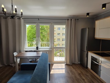 Wynajmę*II piętro*BALKON*LEGION&Oacute;W*PoRemoncie*Niski Czynsz