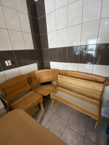 Sprzedam stol i naroznik