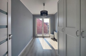 Sprzedam 3 pokoje, 1 piętro, nowe budownictwo - Villa Stary  ...